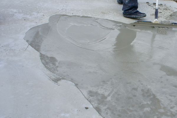 Cost of Concrete Overlaying in Lawrence